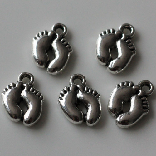 Charms in piedi per bambini placcati oro antico 14mm per forniture fai da te accessori per gioielli Jewelry