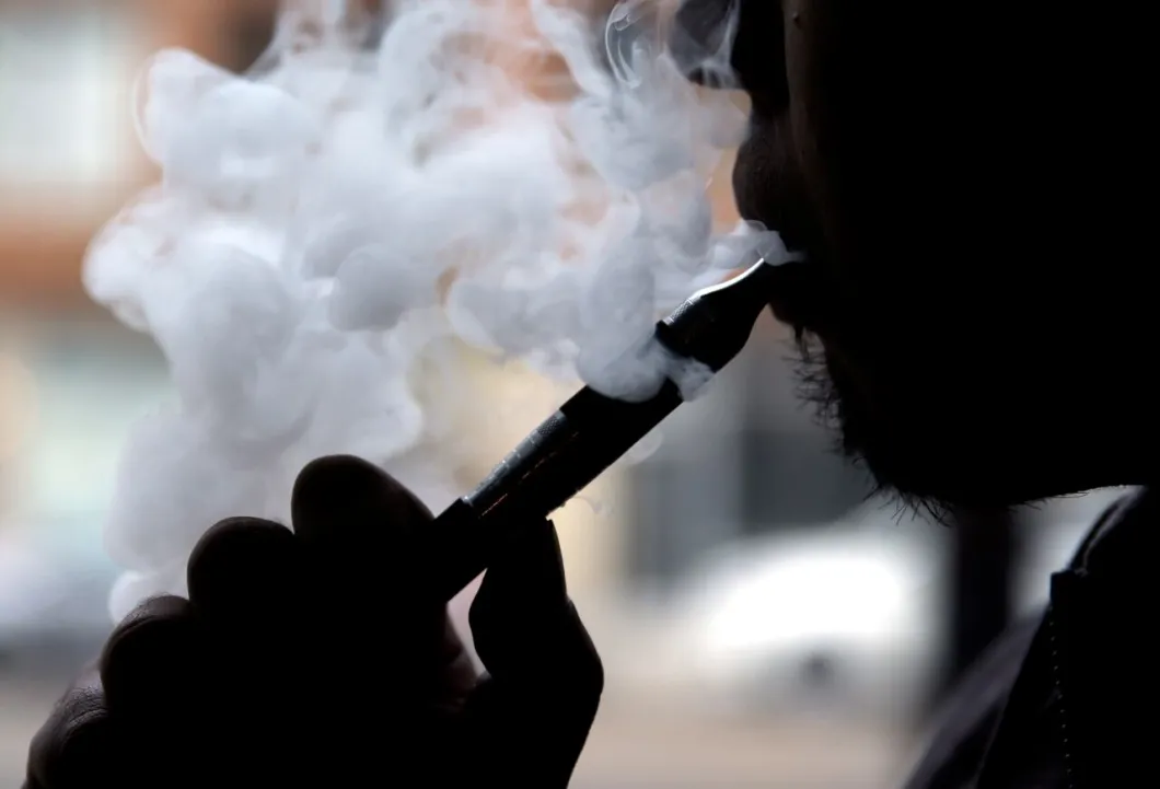 2021 Exclusive for Russia Market 800 Puffs Plus Disposable Vape with Top Vapor Vaporizer