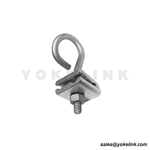 Svorka a tažný hák pro upevnění antény