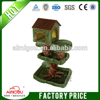 Manufacturer stock wooden cat tree