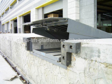 CE SGS approved stationary dock ramps container forklift yard leveler car ramps