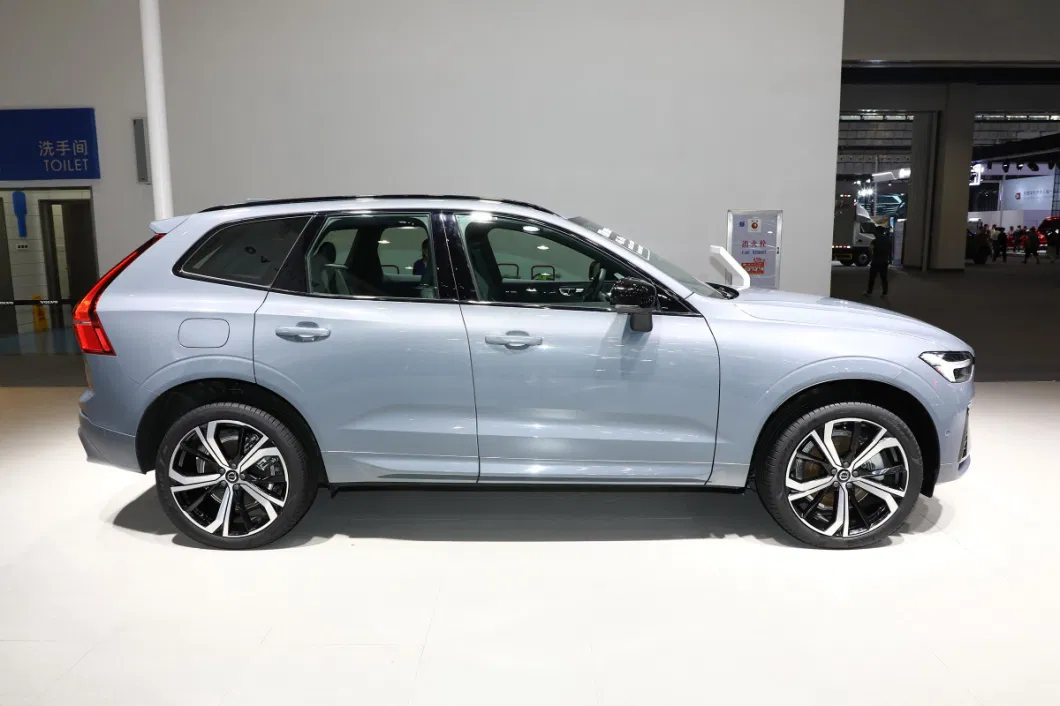 Volvo Xc60 Recharge Phev Plug in Hybrid Car New Energy Electric Petrol Vehicles Luxury Midsize SUV 4WD High Performance Car