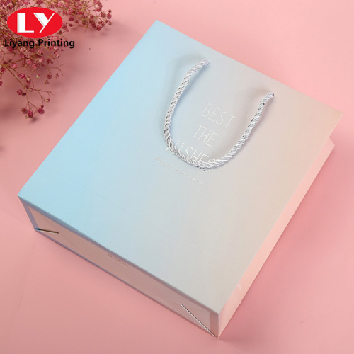 Coffret cadeau style dégradé féerique personnalisé