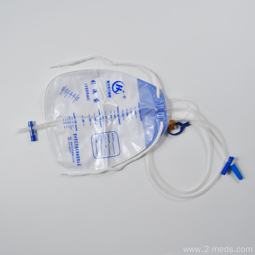 Medical urine bag with hanger