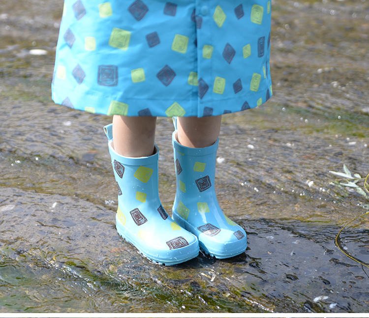 أحذية مطاطية للأطفال من المصنع لعام 2024 في يوم ممطر3 2024 Factory Kid Rubber Boots In Rainy Day3