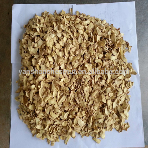 Dehydrated Vegetable Dried Ginger Flakes from China