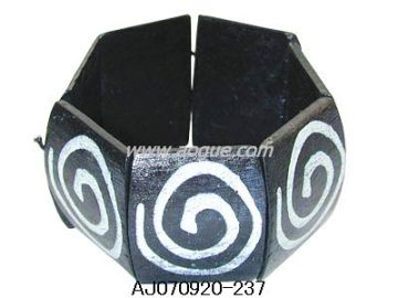 wooden beads bangle