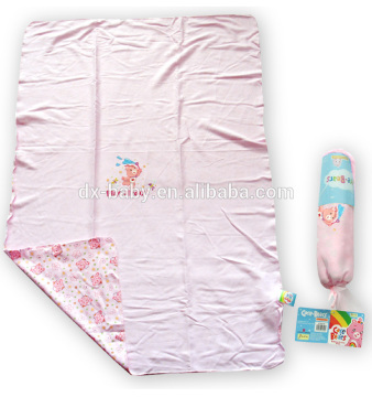2016 OEM Care Bears 100% Cotton blankets baby blanket