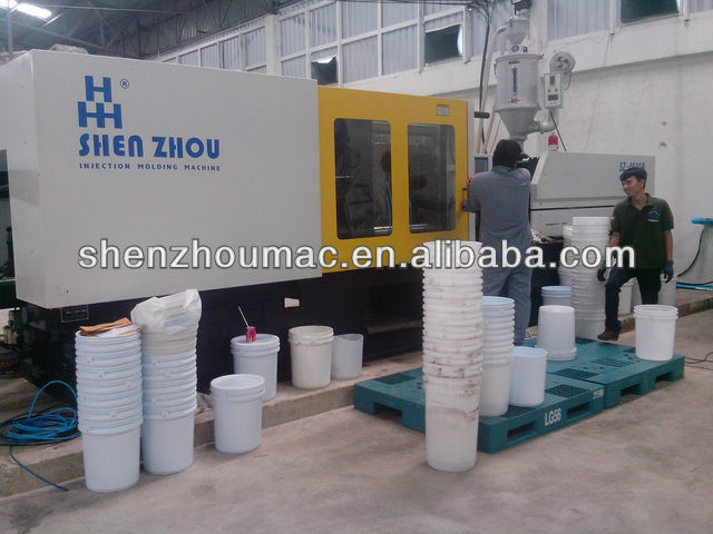 Automatic plastic paint bucket making  injection molding machine