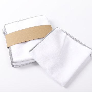 white microfibre cleaning cloth
