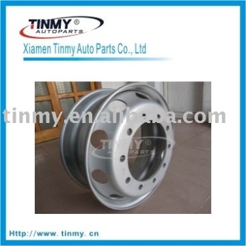 Tubeless truck wheel rim