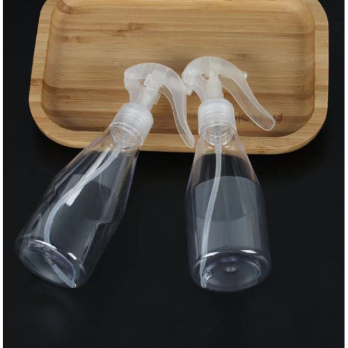 frasco de pulverizador de animais de estimação de plástico