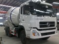 Caminhões betoneira Dongfeng 8m3