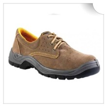perforated Safety shoes for construction workers