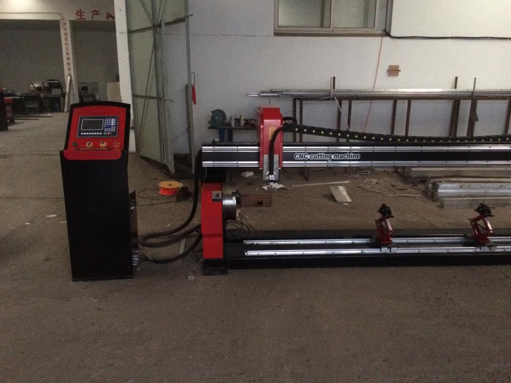 CNC plasma pipe cutting tool with jig