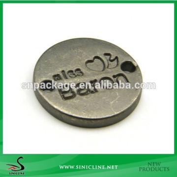 Sinicline Antique Brass Engraved Metal Label For Lady Brand