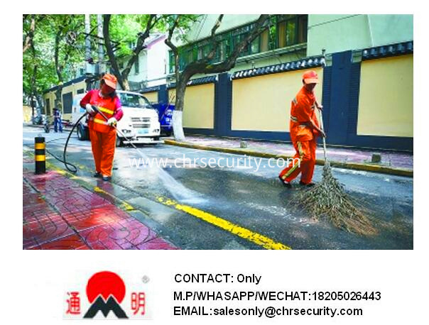 A city environmental guard at high temperatures