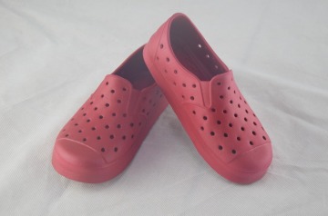 kids comfortable EVA clogs