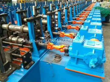 Scaffolding plates roll forming machine