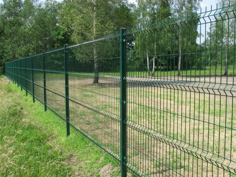 welded 3d curved fence with peach post factory