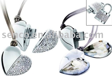 Heart-Shaped USB Flash Drive