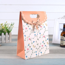 Custom Paper Gift Bag With Cuting Handle