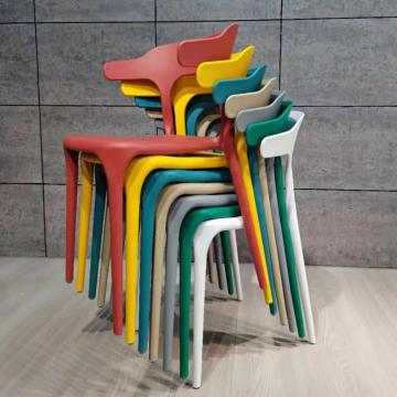 Durable outdoor hotel chairs pp stackable dining chair