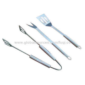 BBQ Set with tongs fork spatulas