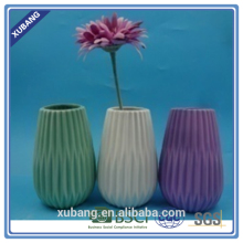 Porcelain small flower vases for decoration
