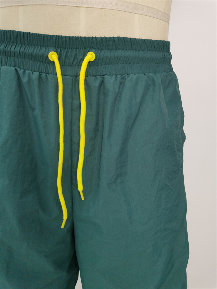 Sportkleding lange mouw jas met shorts recreatiepak