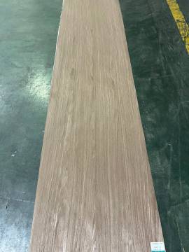 Walnut veneer engineered walnut veneer