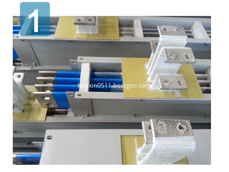 Busbar trunking for electrical distribution