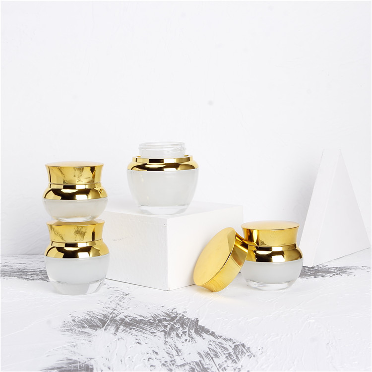 High Quality Glass Bottle Glass Jar Set With Gold Lid For Cosmetic