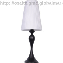modern polyresin table lamp