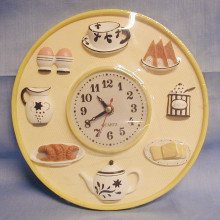 Wholesale and Cheap Wall Clocks: Affordable Timepieces for Your Home or Business