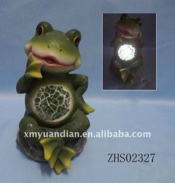 frog design mosaic solar light