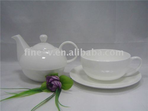 Bone china tea pot and cup&saucer