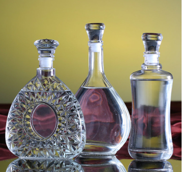 Chinese traditional retro style glass bottles