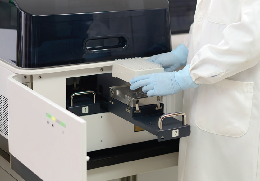 Chemiluminescence Immunoassay System Analyzer