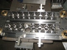 PET preform mould