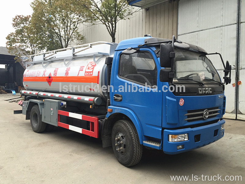 Diesel Engine 5000 liter fuel dispenser truck