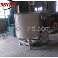Vertical wood pallet block sawdust mixer