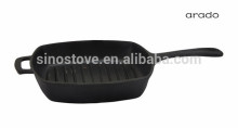 cast iron grill pan / ribbed pan