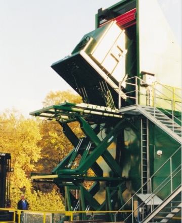 High rise scissor lift table