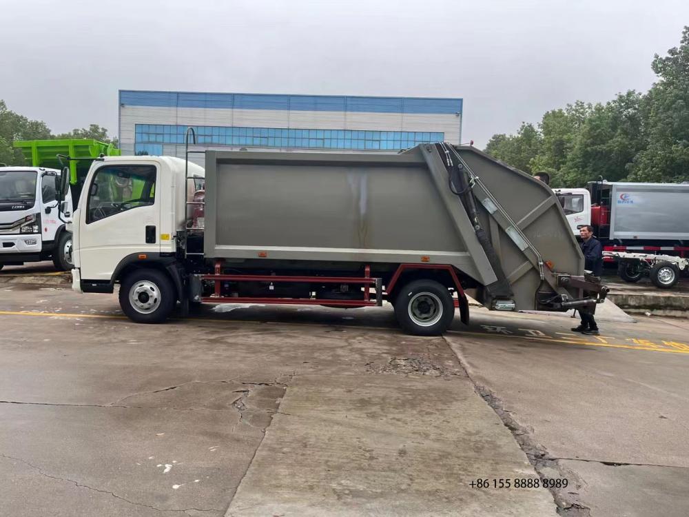 Howo Compression Garbage Truck 2 Jpg