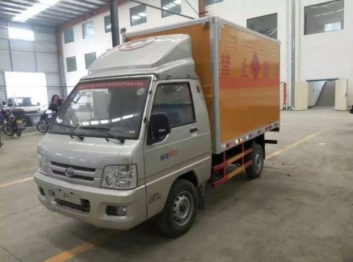 FOTON letupan cahaya 4 x 2 peralatan kenderaan