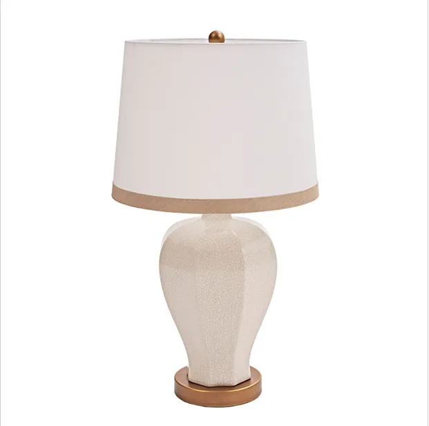 Elegant American Classical Ceramic Table Lamp for Living Rooms