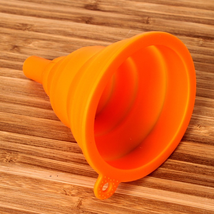 Silicone Collapsible Funnel Foldable Kitchen Funnel BPA Free Funnels for Kitchen, Bottle Oil Liquid Powder Transfer