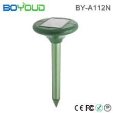 Multifunction solar vibration mole and snake repeller