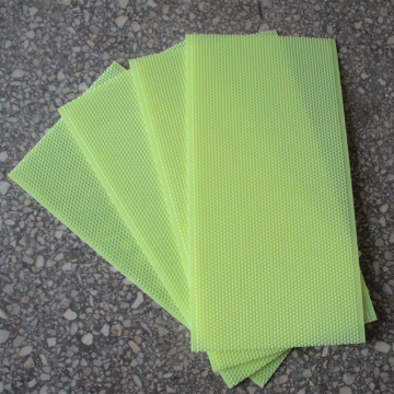 Plastic beeswax comb foundation sheet